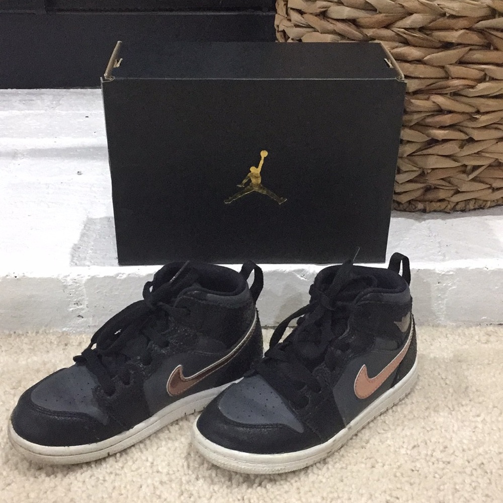 Kids JORDAN 1 retro high BT top tennis shoes 10c